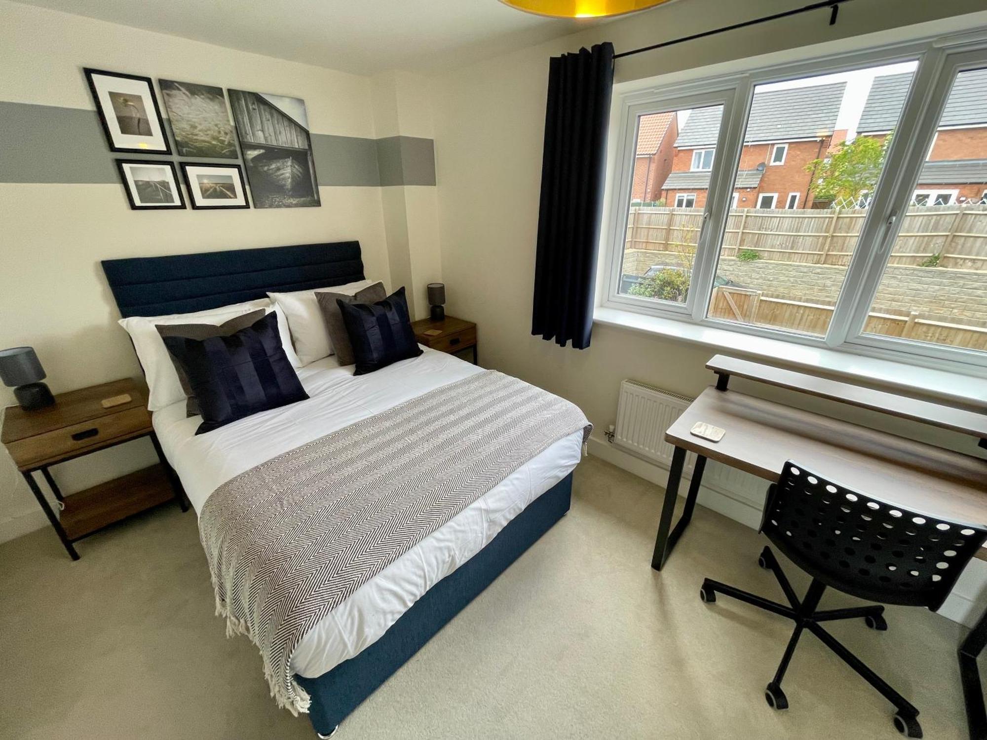 3-Bedroom Luxury Stay With Free Parking Market Harborough Exteriör bild