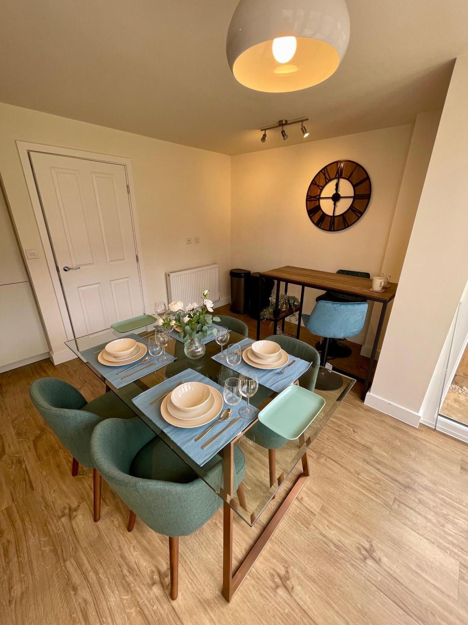 3-Bedroom Luxury Stay With Free Parking Market Harborough Exteriör bild